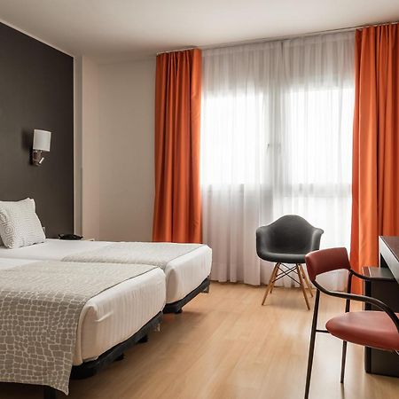 Augusta Barcelona Valles Гранольерс Экстерьер фото